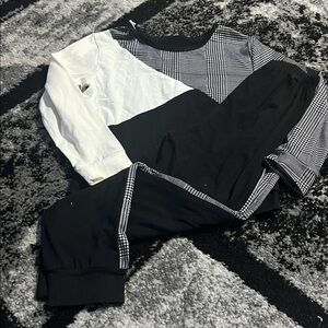 Black and White Geometric Patterned Outfit